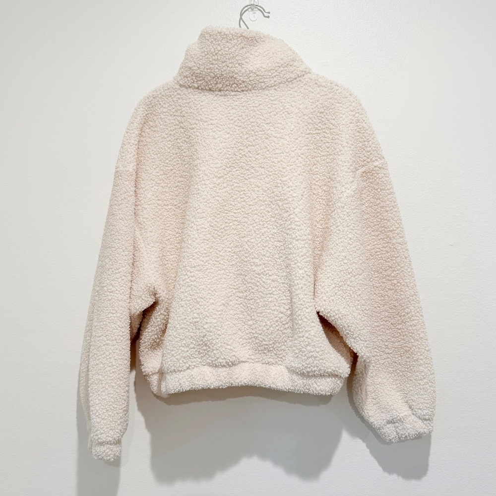 Universal Thread Sherpa Pullover Size Medium - image 8